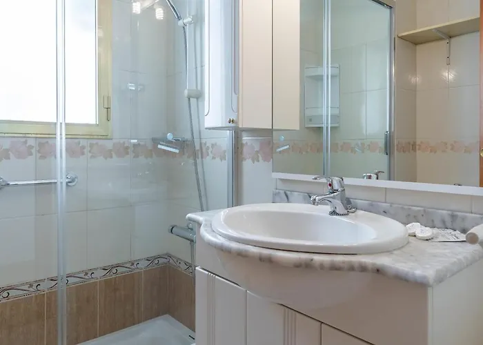 Apolo Vi Inftour Apartment *