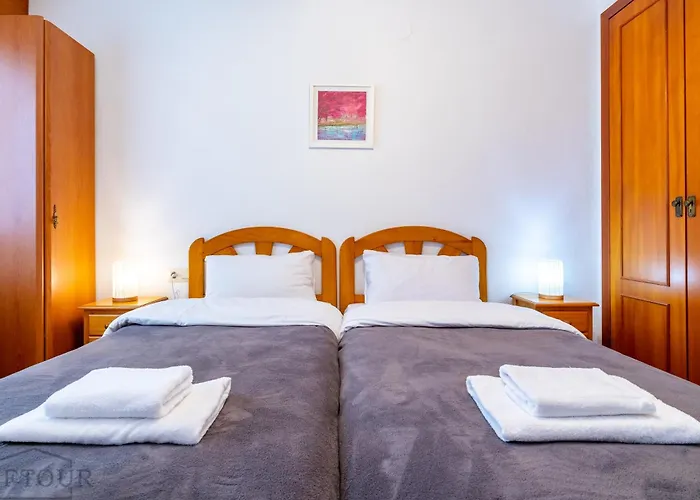 Apolo Vi Inftour * Calpe